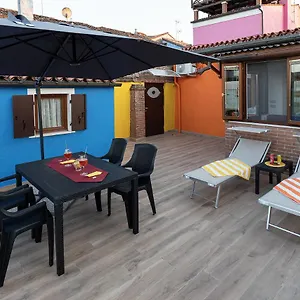 L' Occhio Sulla Laguna , Burano Italia